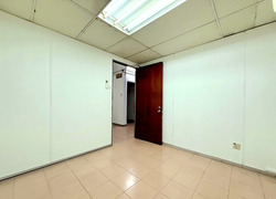 Jurong West Street 92 (D22), Shop House #584826571